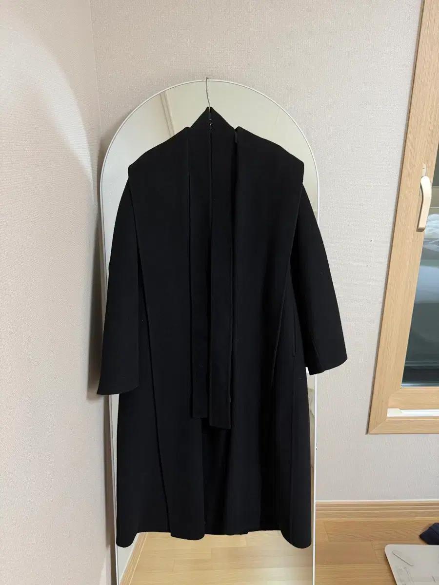 질스튜어트 블랙 숄카라 롱 코트(캐시미어 8)