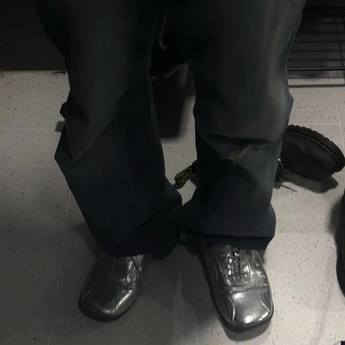 페몬트 스퀘어 실버 270