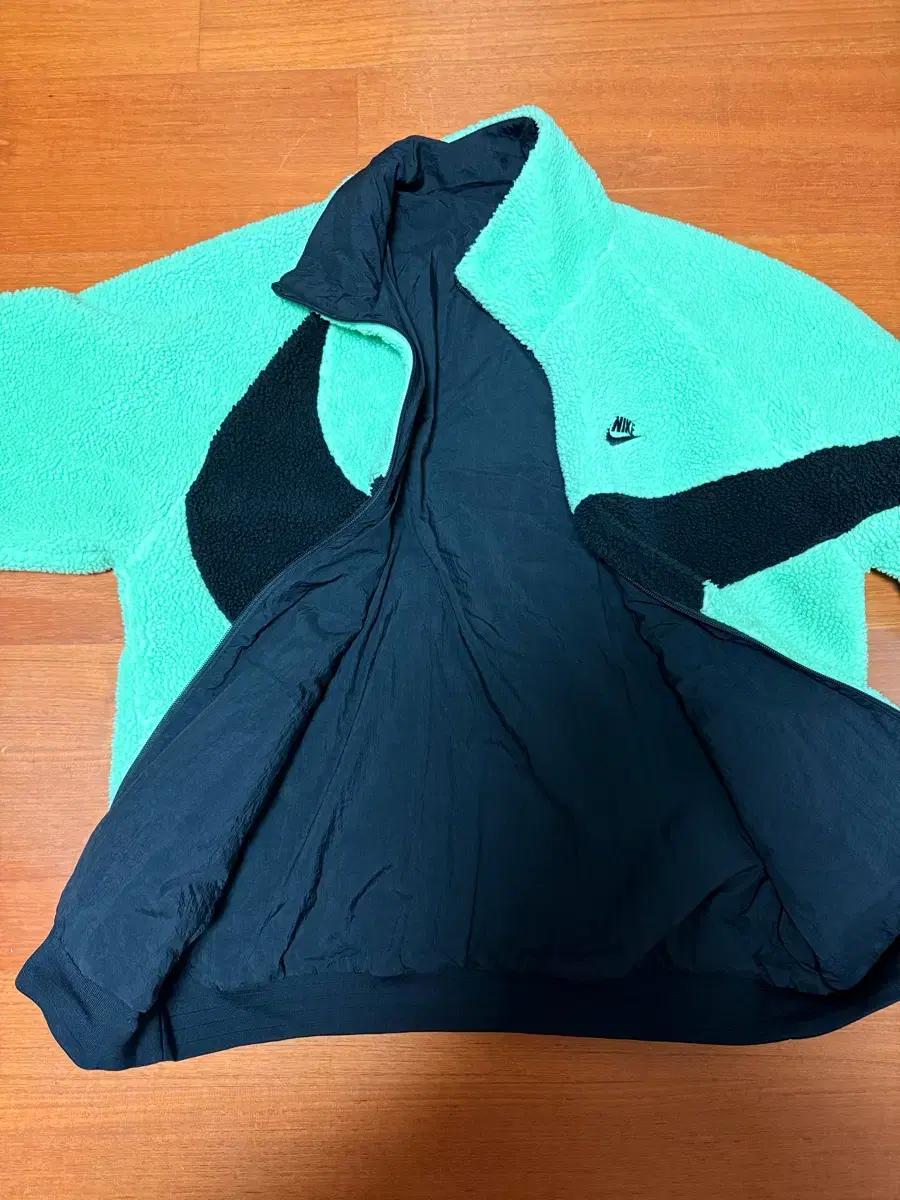 나이키 리버시블 후리스