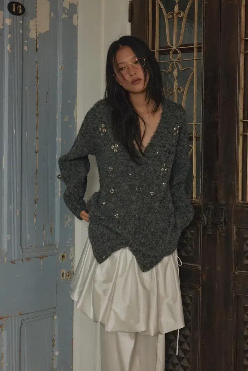 새상품) 아우어솔티 디스코 스파클 가디건 그레이