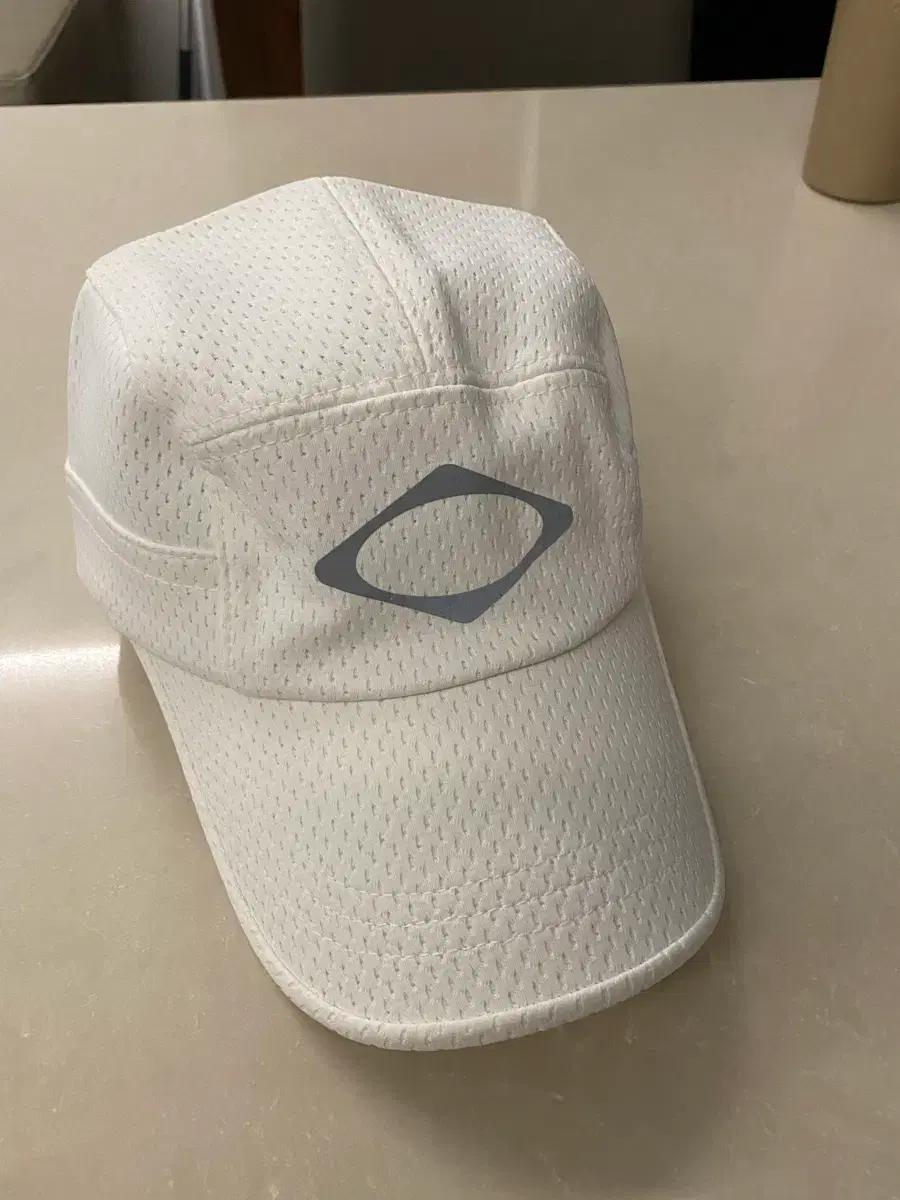 미스치프 러닝캡