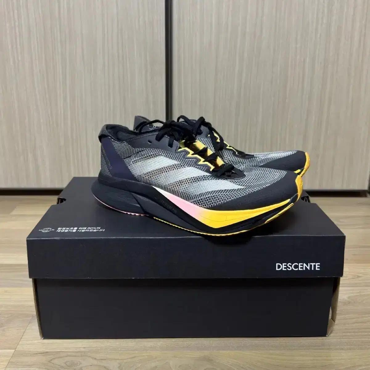 아디다스 보스턴 12 러닝화 (225)