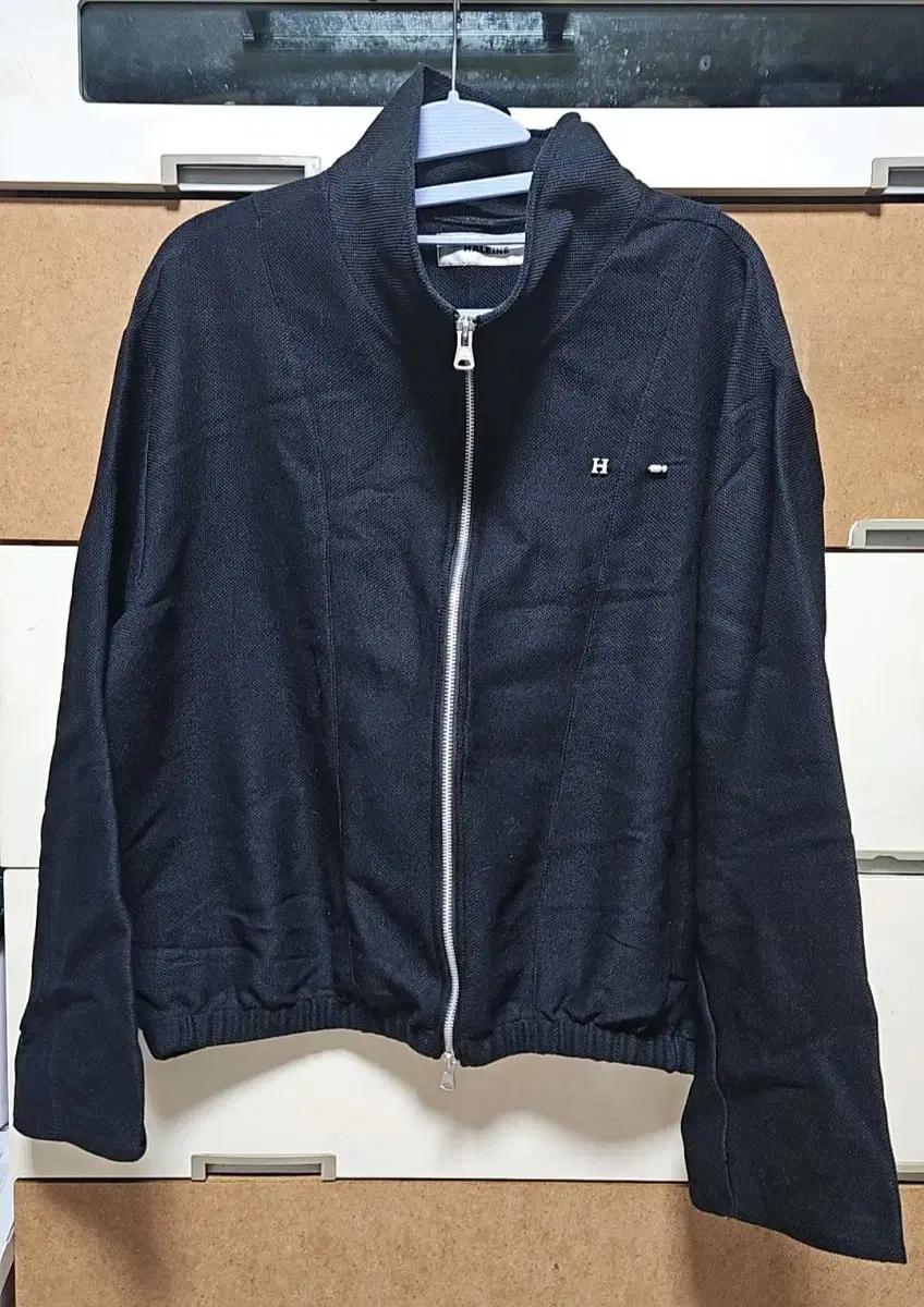 알렌느 메쉬 하이넥 집업 1사이즈