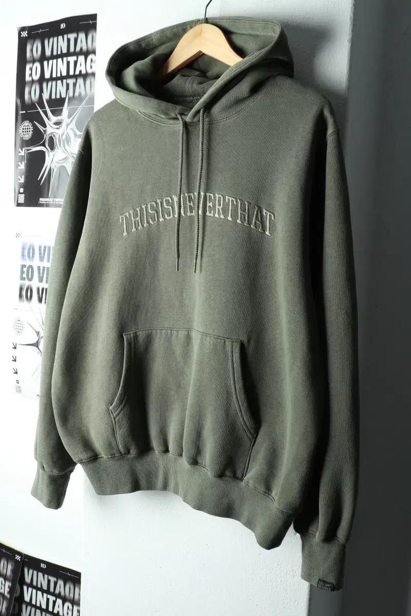 (S) 디스이즈네버댓 후드티셔츠 로고 카키 기모-1606C