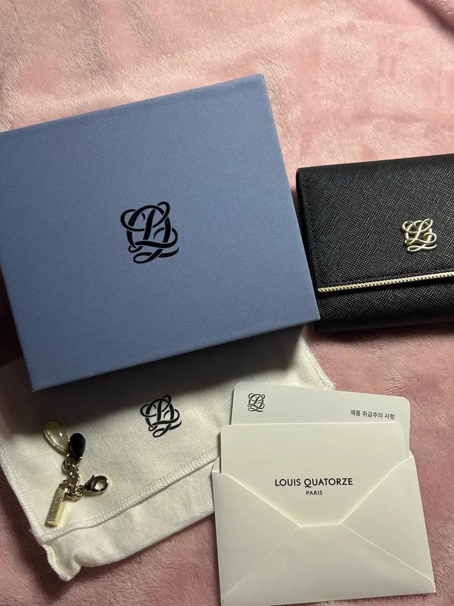 루이까또즈 반지갑