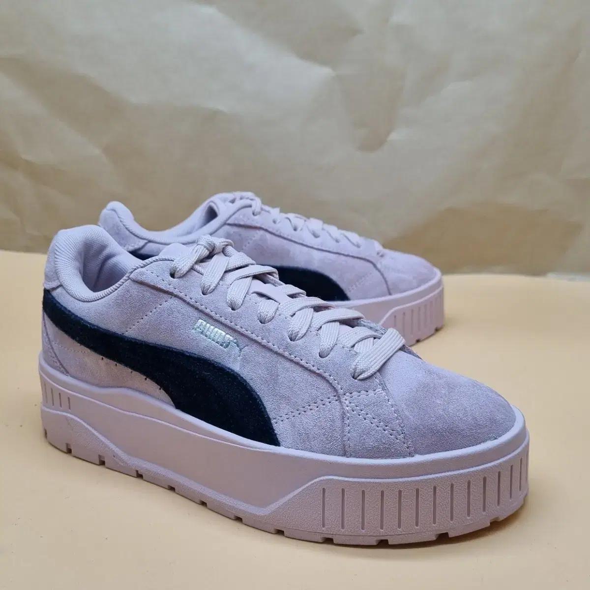 푸마 카르멘 플랫폼 여성스니커즈240