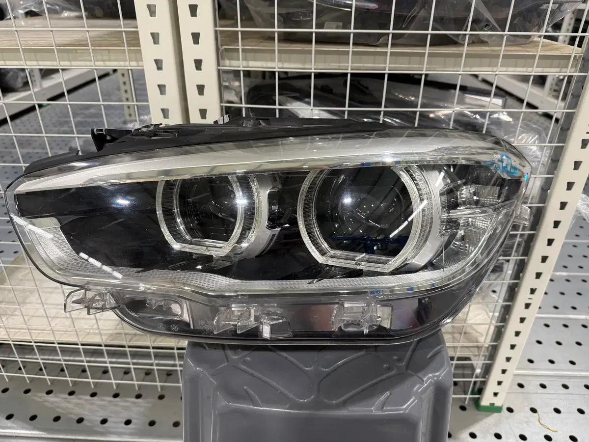 BMW 1시리즈 F20 F21 후기 LED 운전석 헤드라이트 라이트