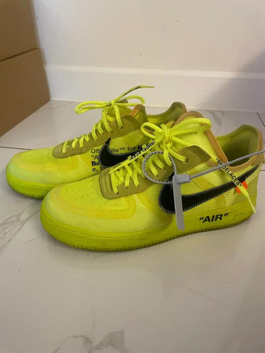 나이키x오프화이트 에어포스1 로우 볼트 270판매