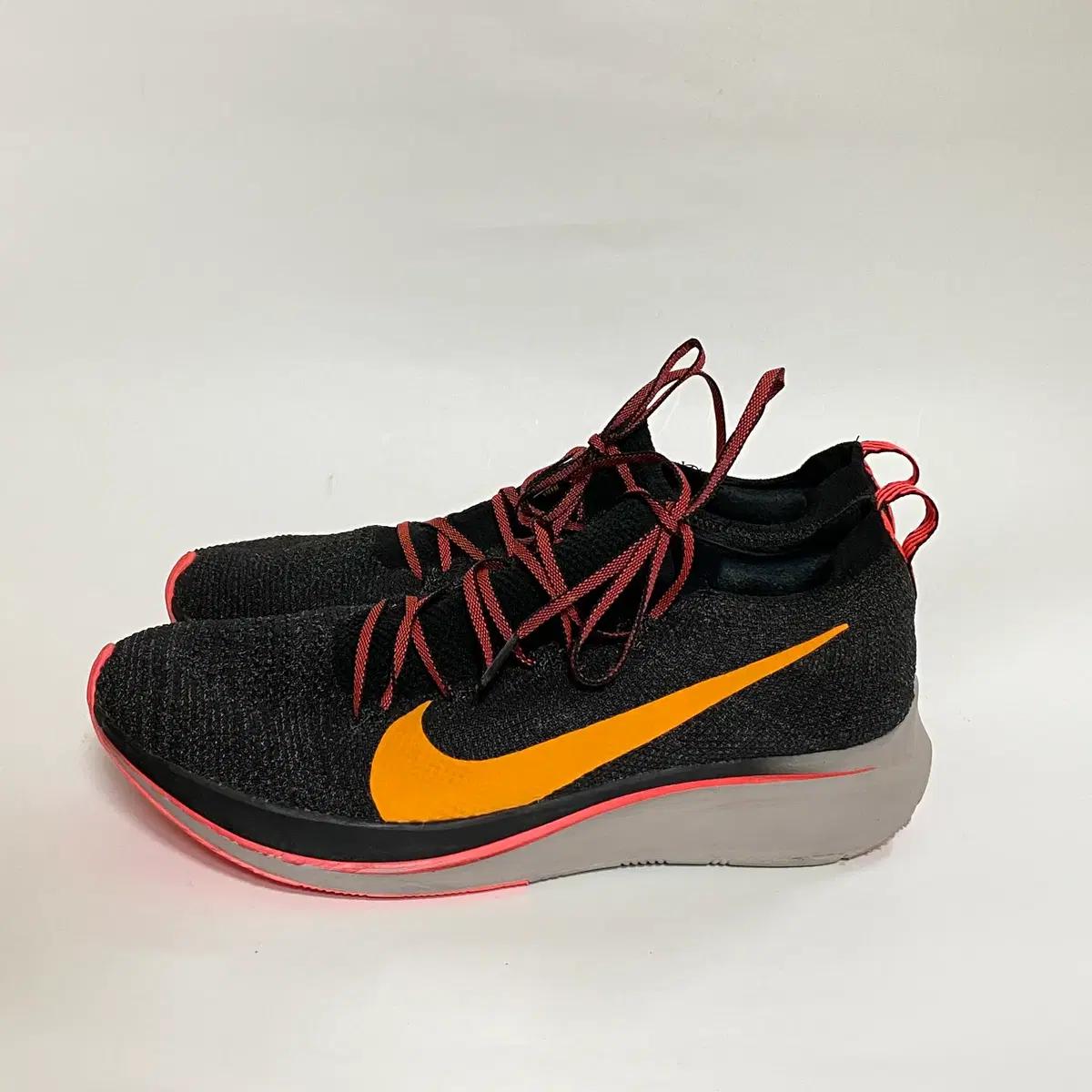 나이키 줌플라이 니트 남성 운동화 런닝화 270