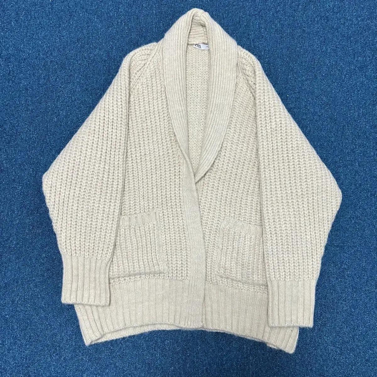 자라 홀 케이블 롱 베스트 니트