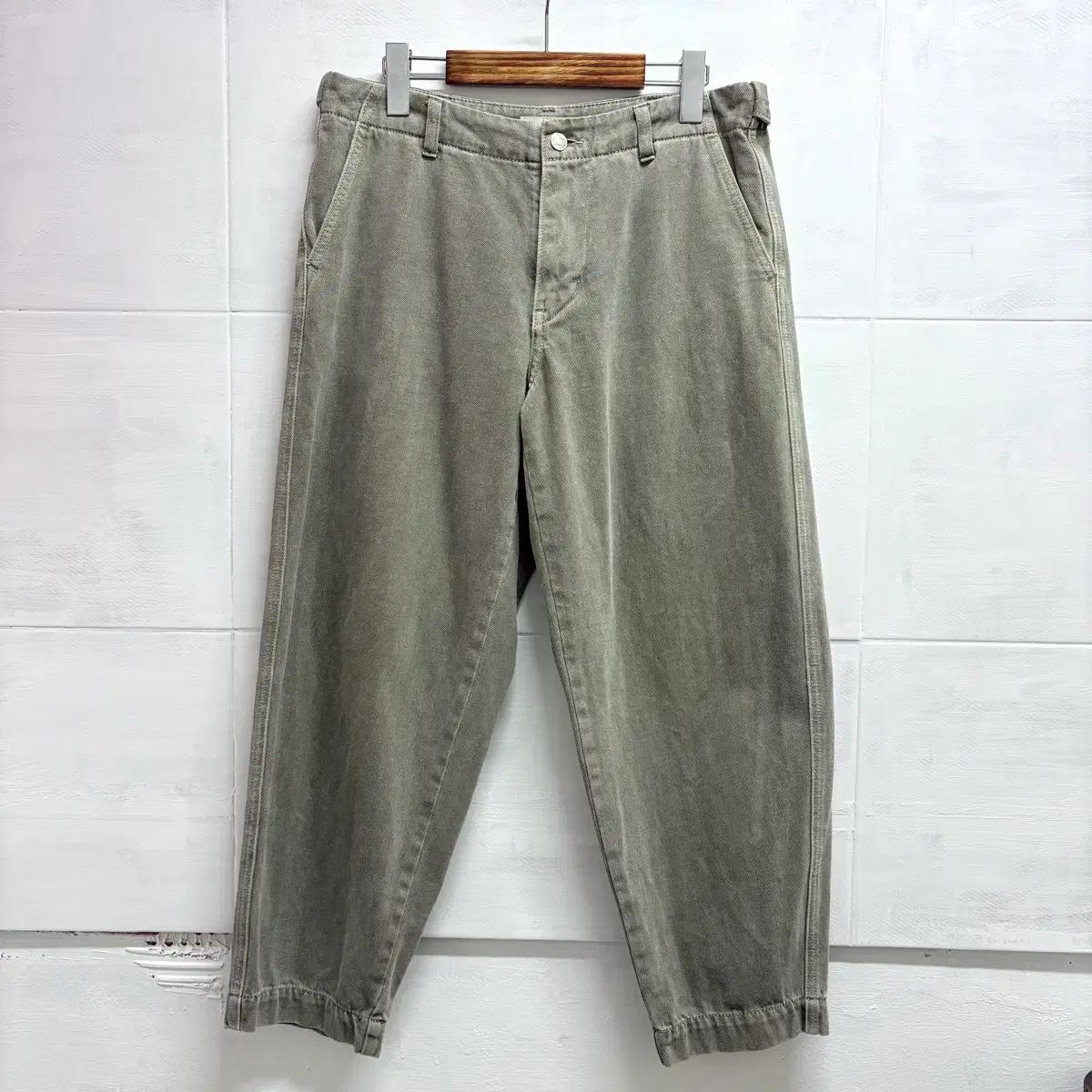 amoupre 아모프레 테이퍼드 데님 팬츠