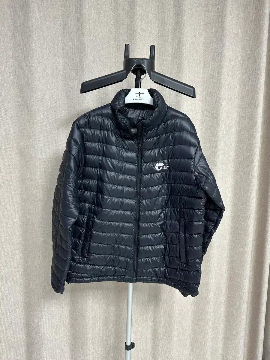 네파 남자 경량 패딩 100
