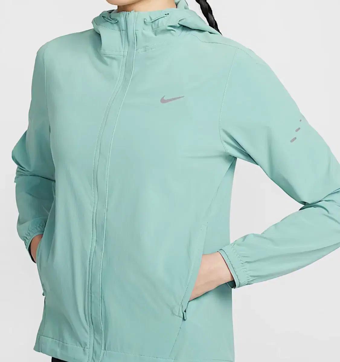나이키 스트라이드 스위프트 여성 러닝 바람막이 새상품[S]