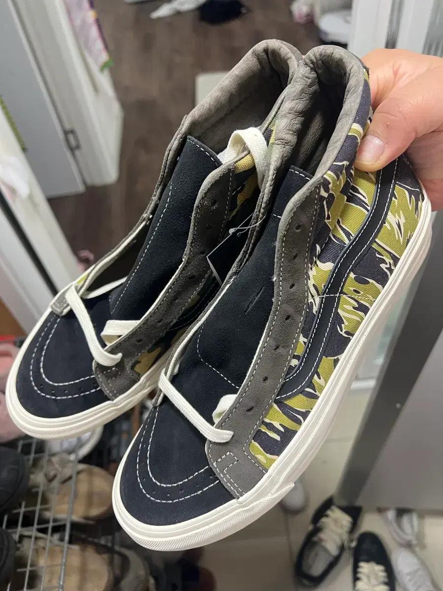 반스 스케이트하이 믹스카모 275