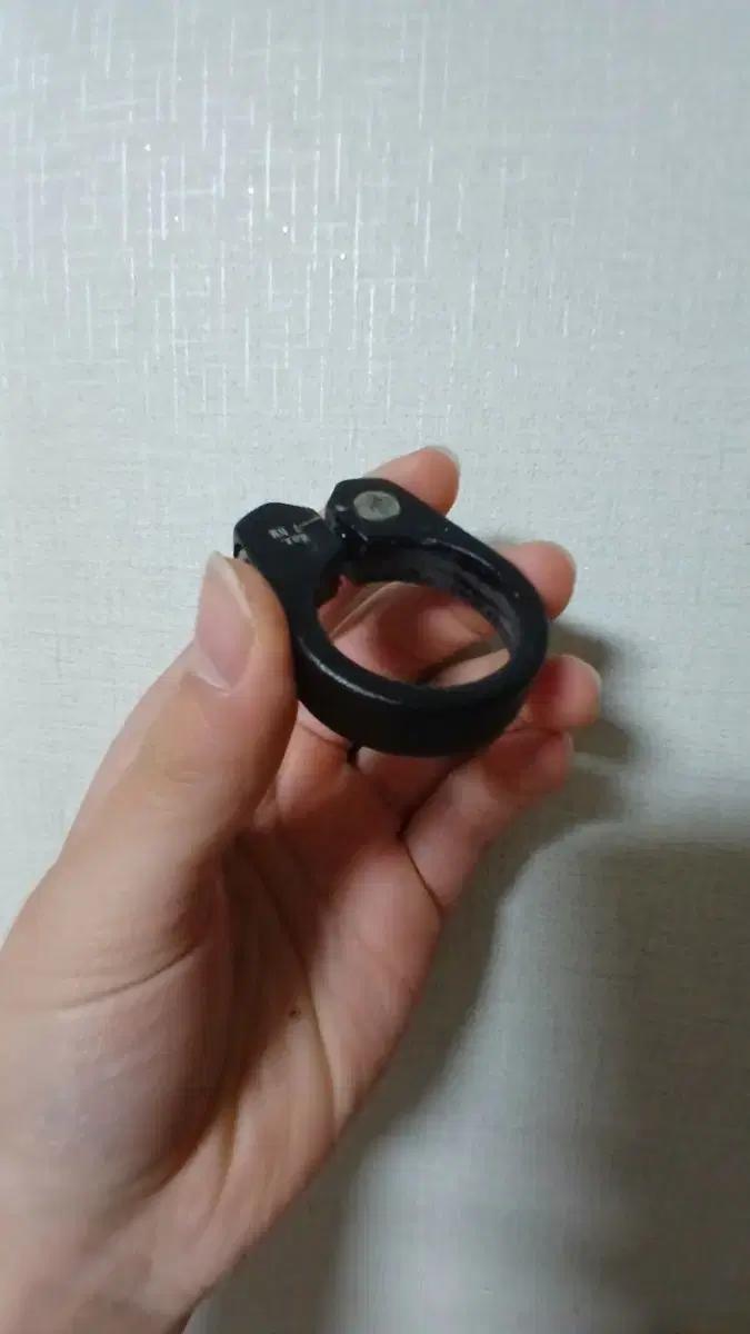 자전거 픽시 로드 mtb 싯클램프 블랙