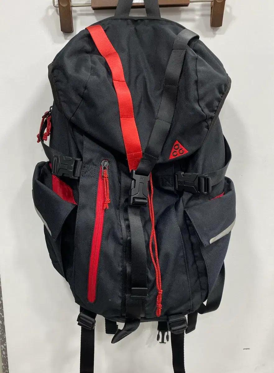 [유일매물/희귀색감] 빈티지 00s 나이키 acg 스틸 시티 백팩 레드