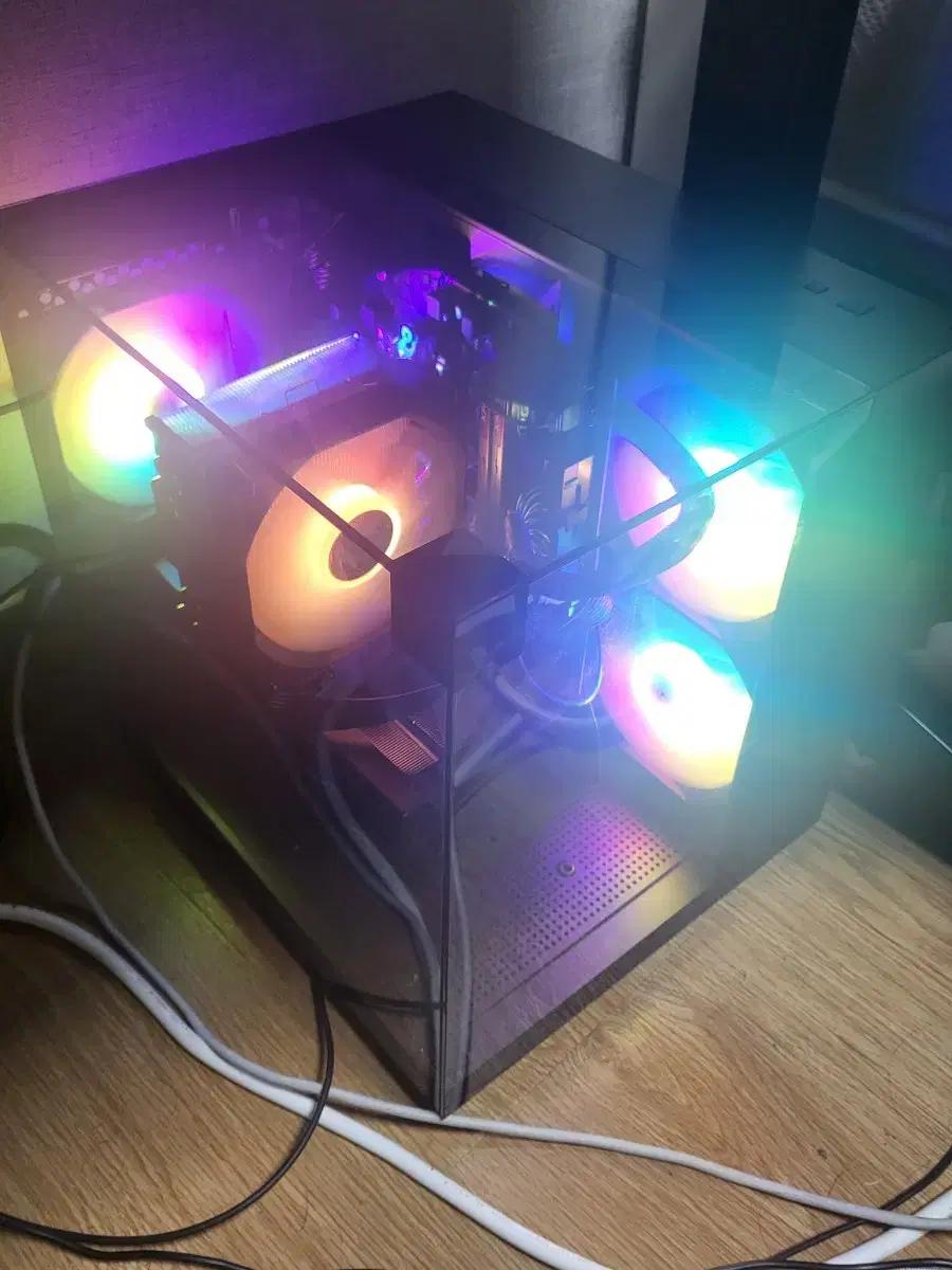 RGB 게이밍 컴퓨터 본체