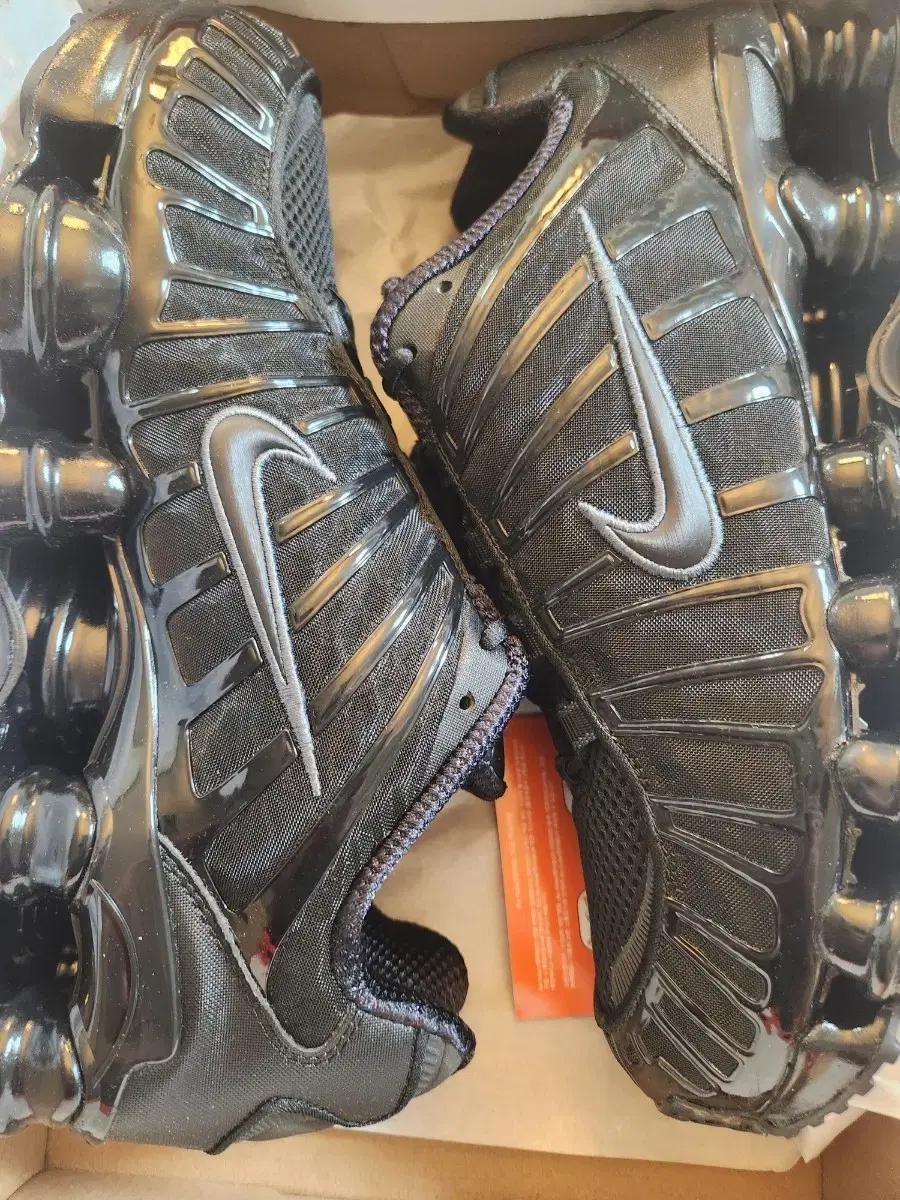 나이키 샥스 TL 블랙 메탈릭 265 새상품 정품