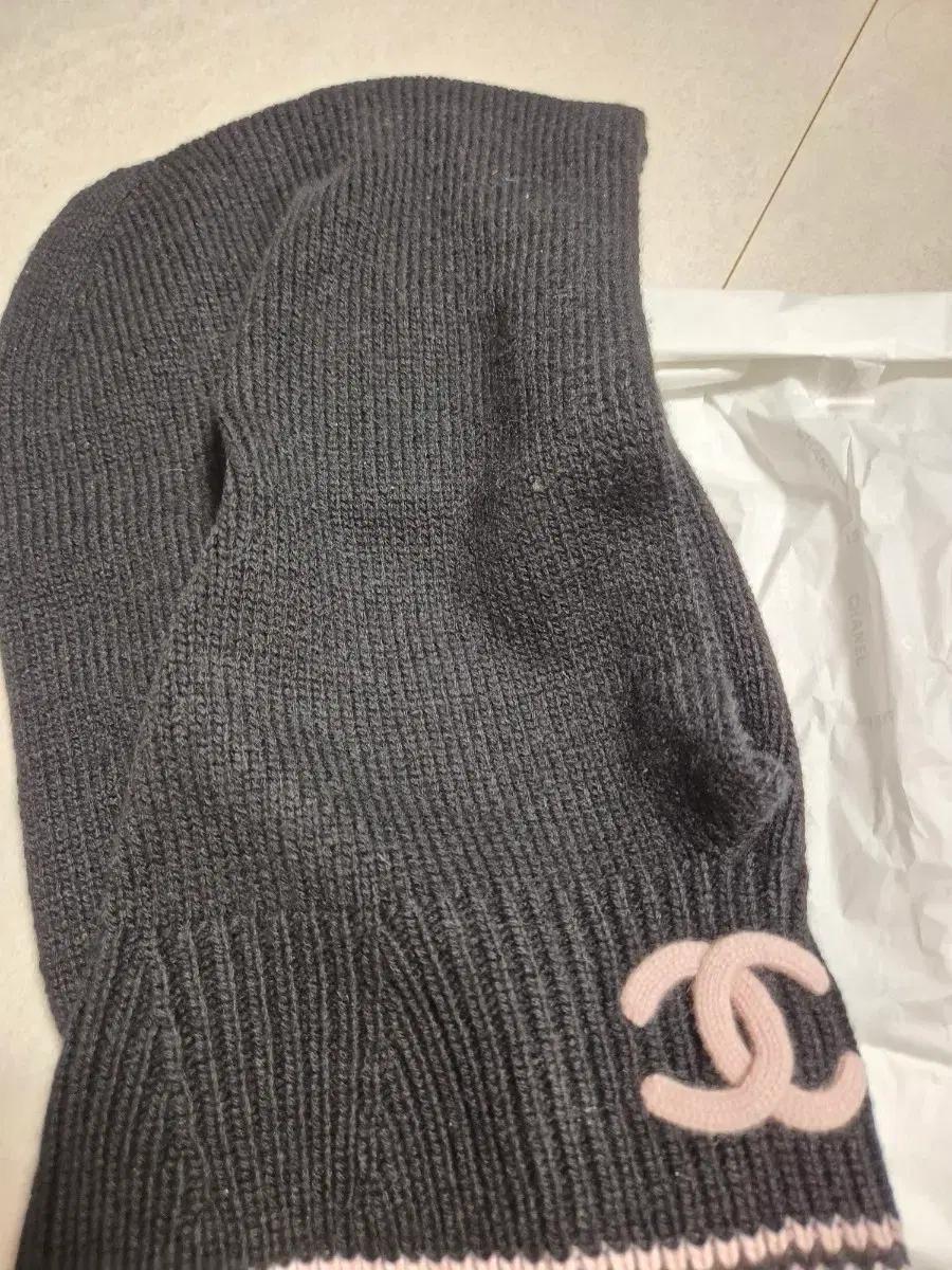 샤넬 캐시미어 25B 바라클라바 새상품