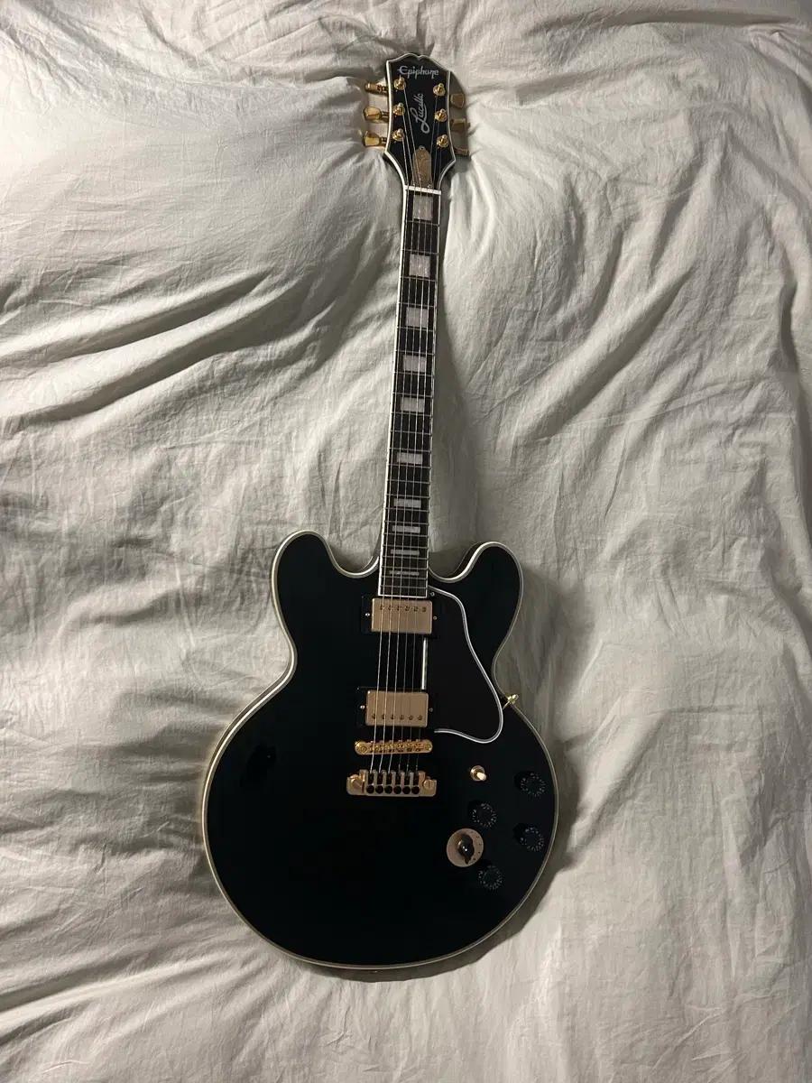 Epiphone B.B 킹 루씰 시그니처