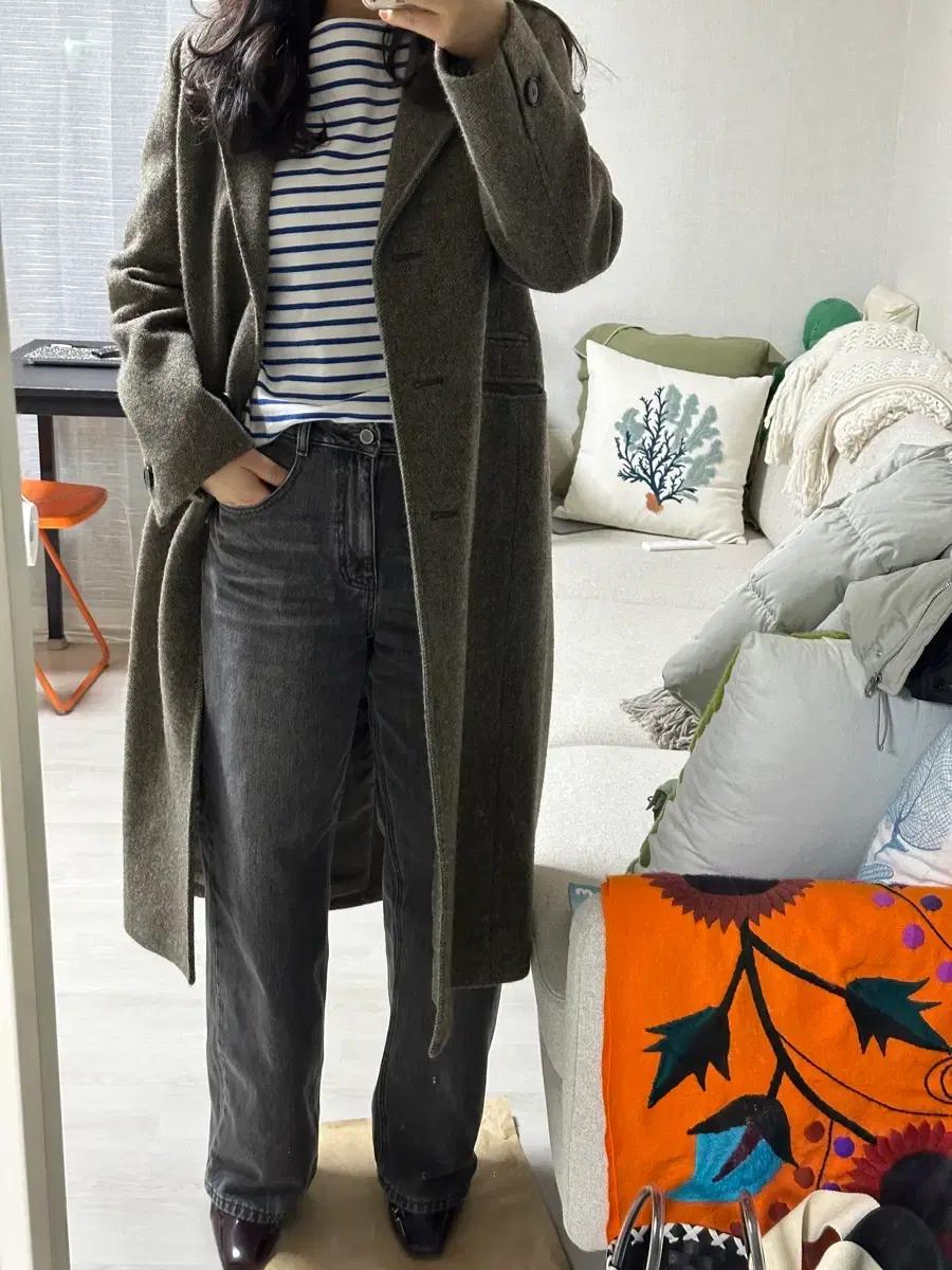 온앤온 모100% 헤링본 롱 코트 카키색 on&on