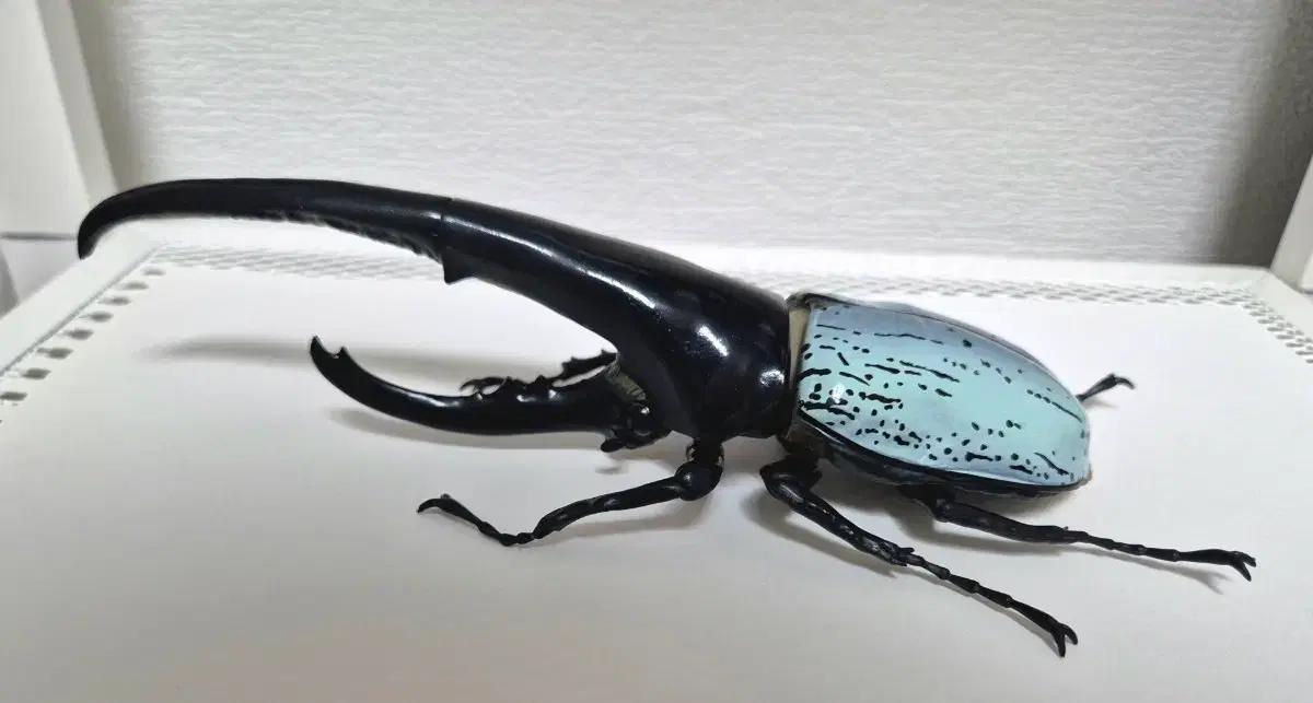 반다이 생물대도감 가챠 헤라클레스 장수풍뎅이 피규어