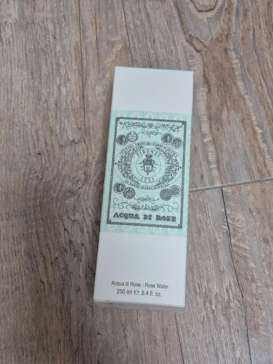 산타마리아노벨라 아쿠아 디 로즈 250ml