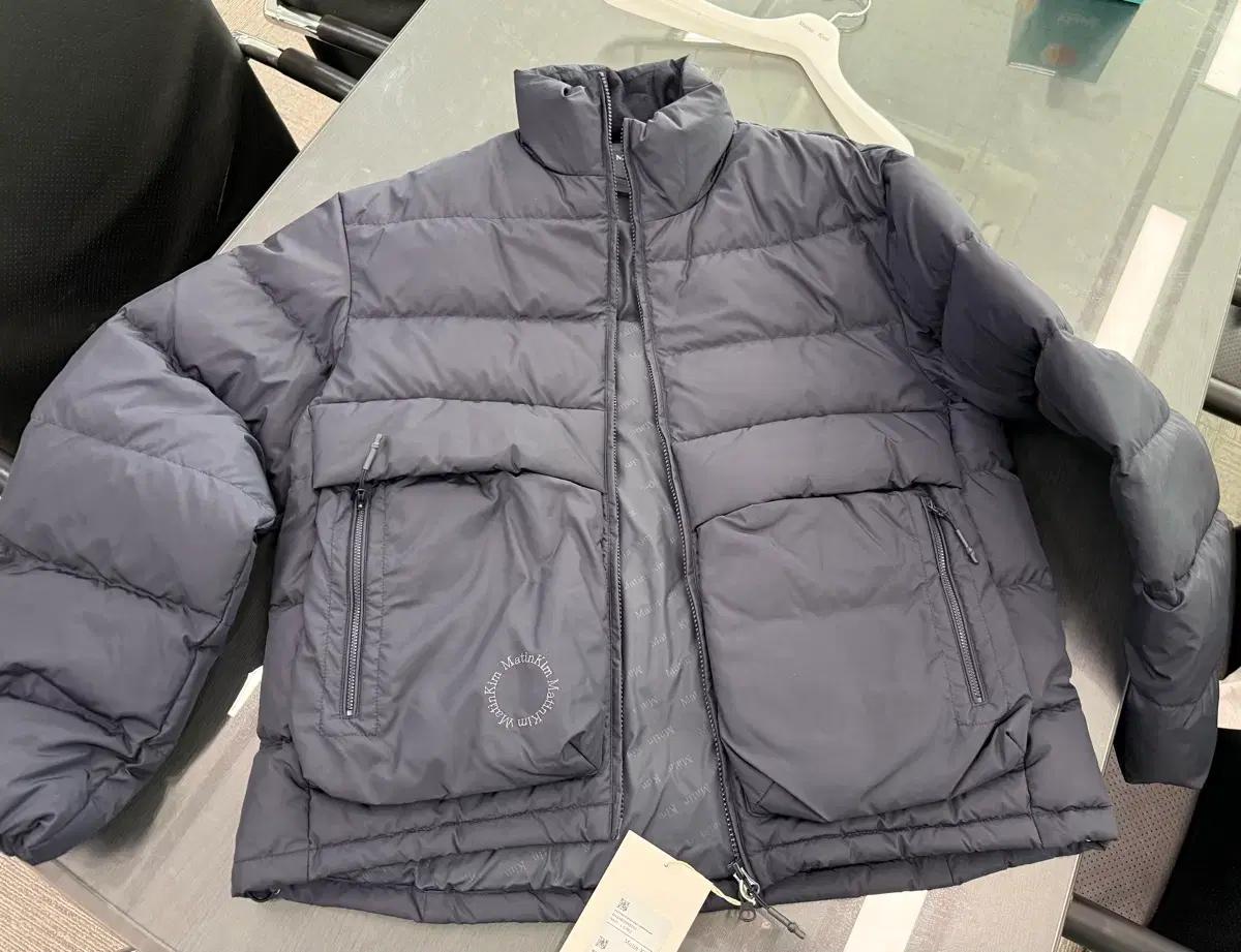 새상품_마뗑킴 빅포켓 패딩 새제품 미사용 네이비 L 명품 스톤 씨피컴퍼니