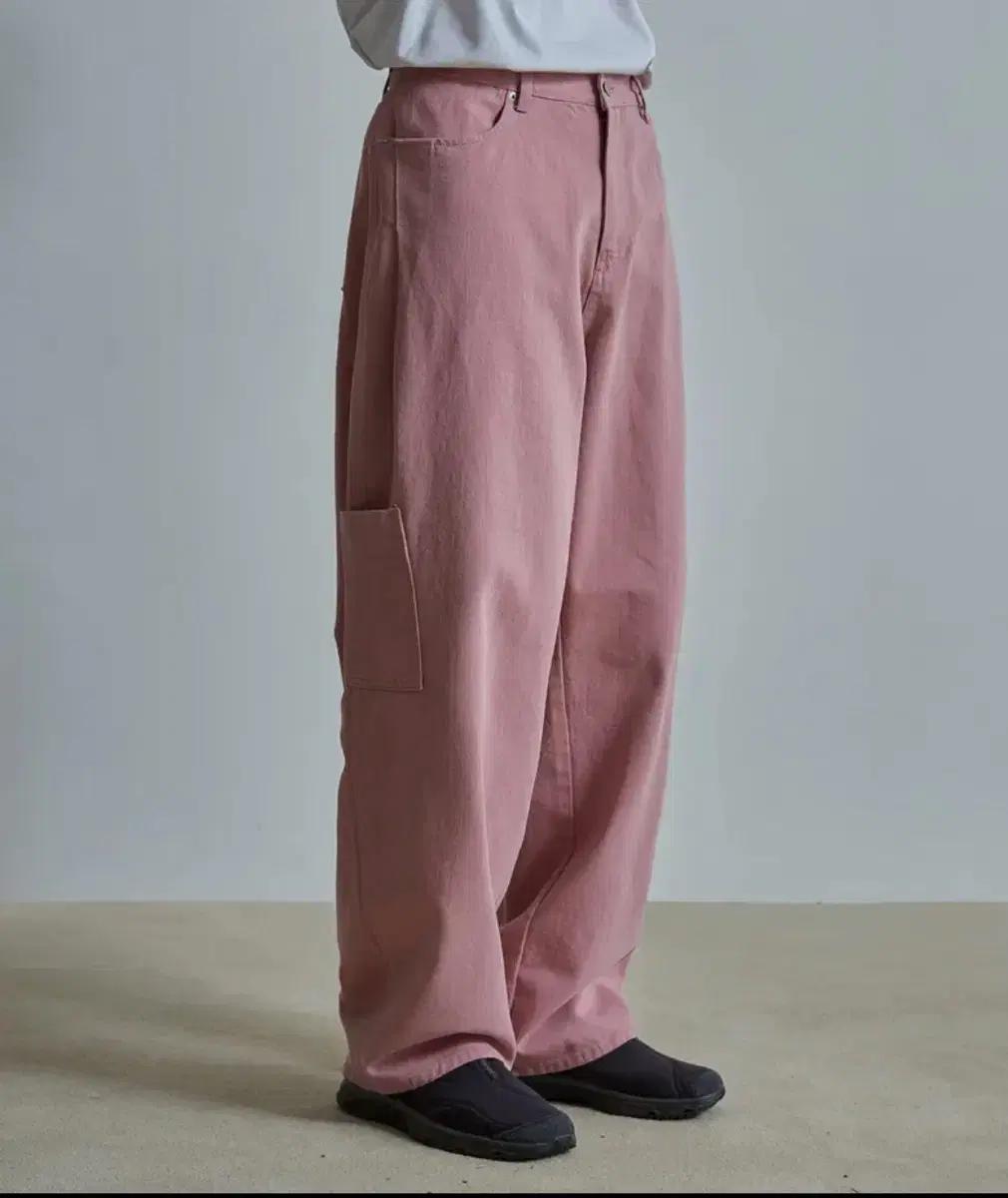 발루트 카펜테 사이드 턱 팬츠_CHARM PINK