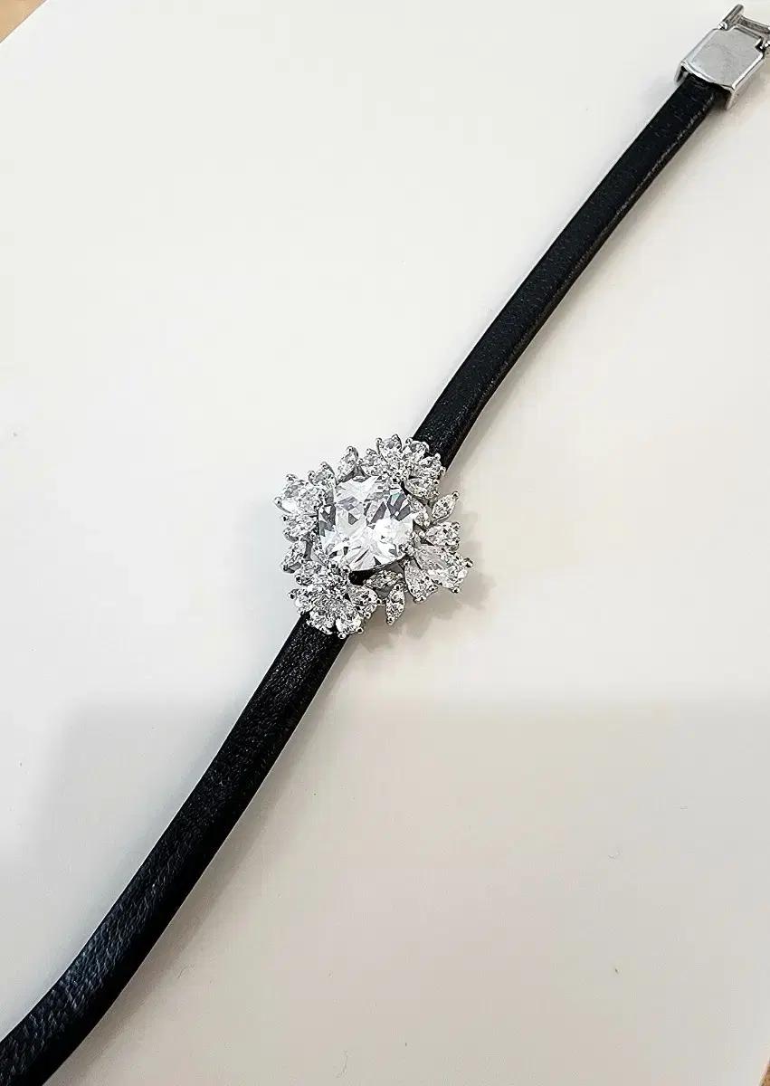 폐업세일/ 지르코니아 큐빅 가죽 팔찌 새상품 로저비비에 비비안웨스트우드