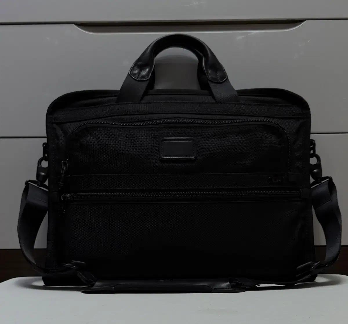 투미(TUMI) 알파 슬림 디럭스 포트폴리오 26101DH