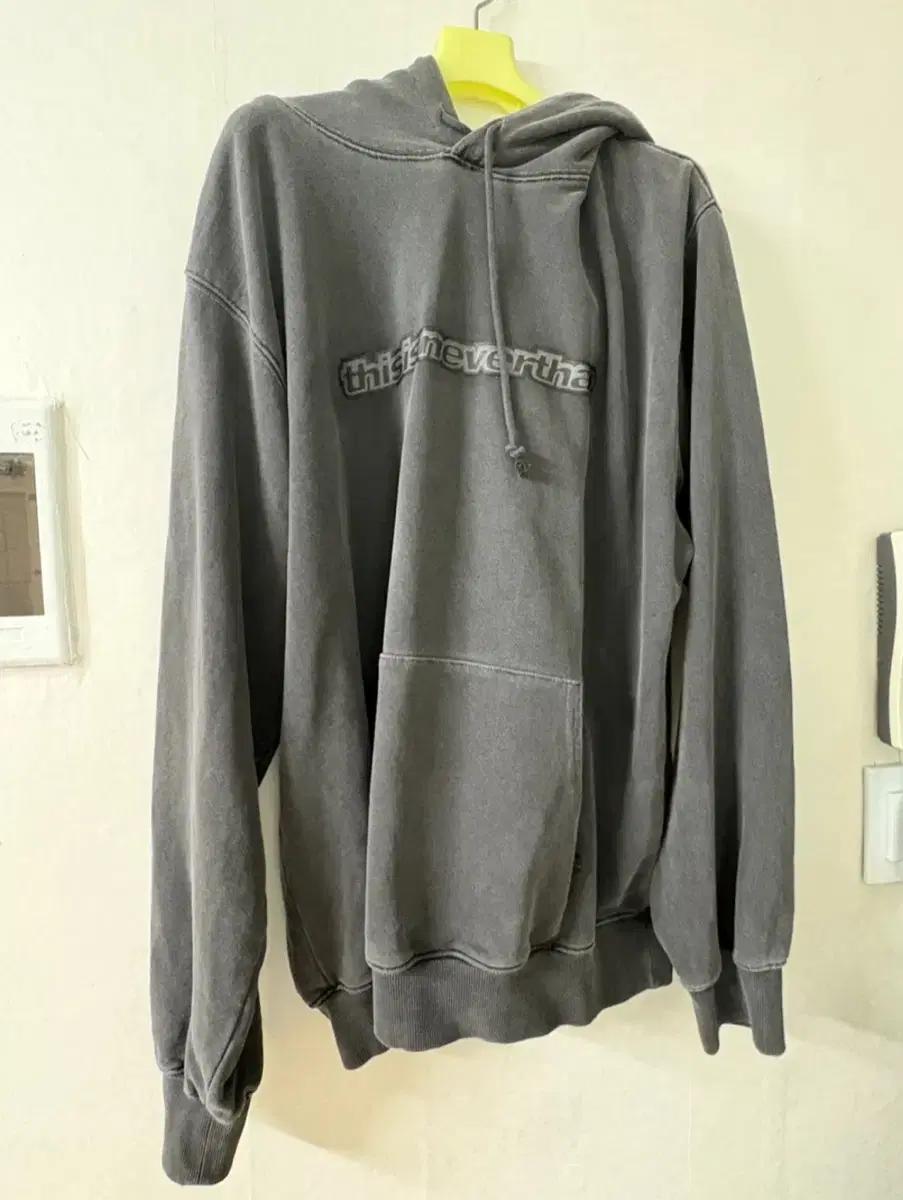 디스이즈네버댓 후드티