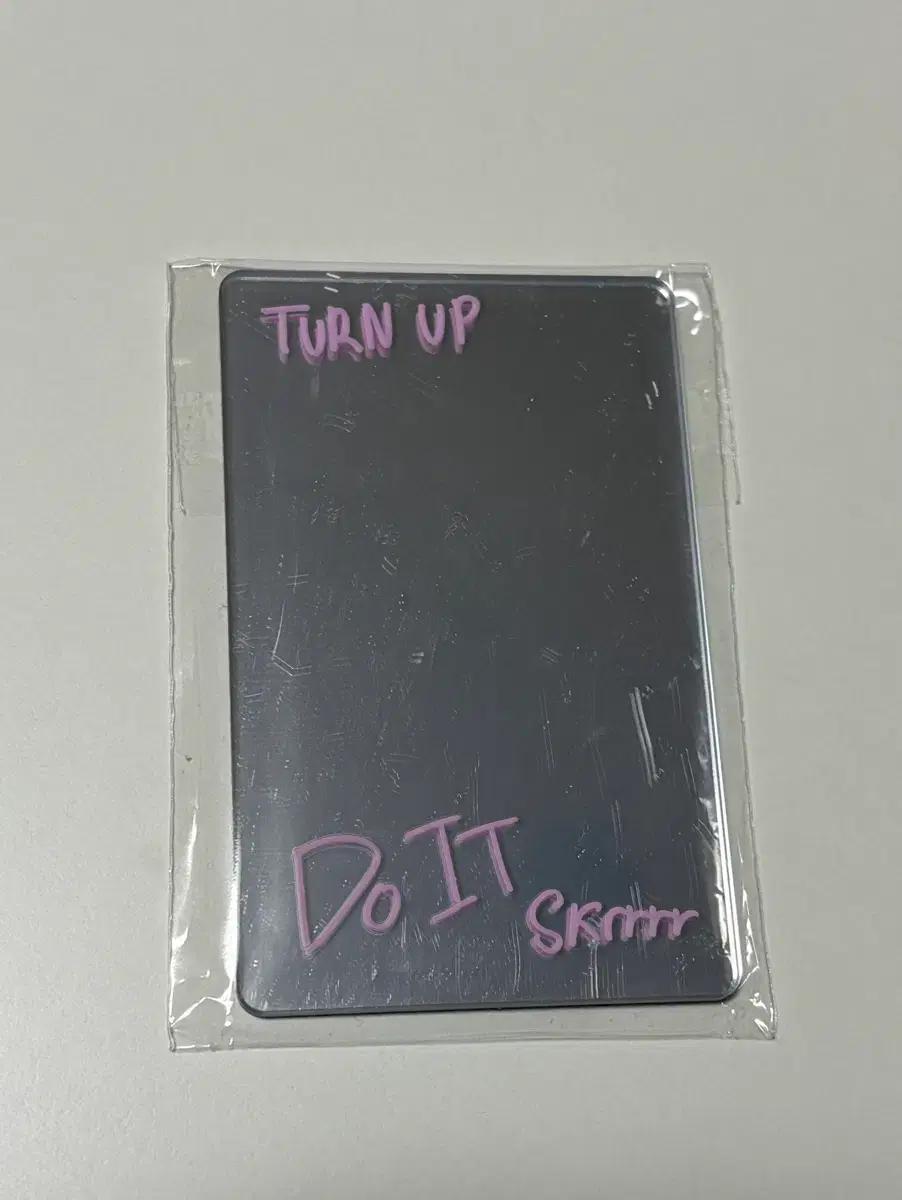 교환) 지성->리노 두잇 거울 스트레이키즈 한정반 스키즈