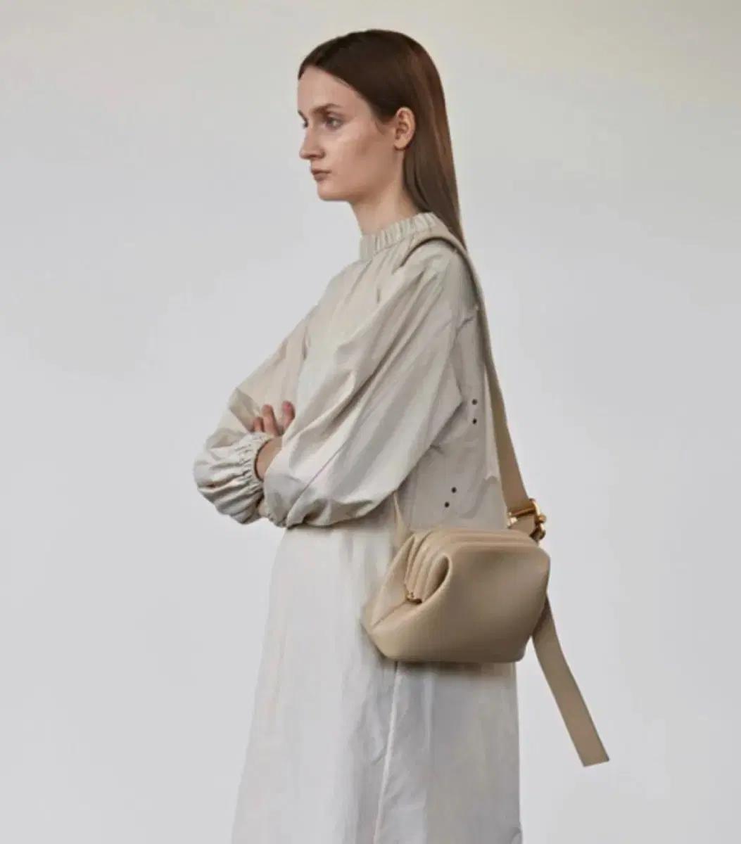 OSOI 오소이 미니 브롯 (베이지)