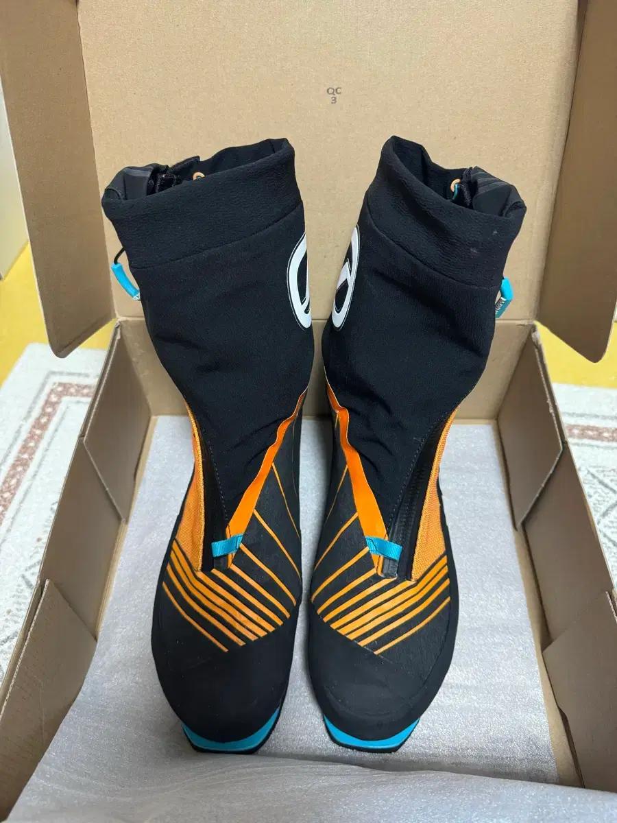 스카르파 팬텀 테크 빙벽화 40.5 ( 미사용 신품 )