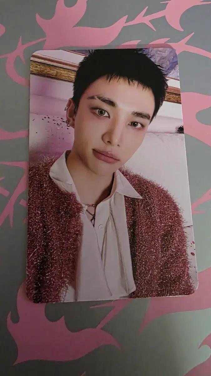 Stray Kids hyunjin 현진 두잇 핑크 착 포카