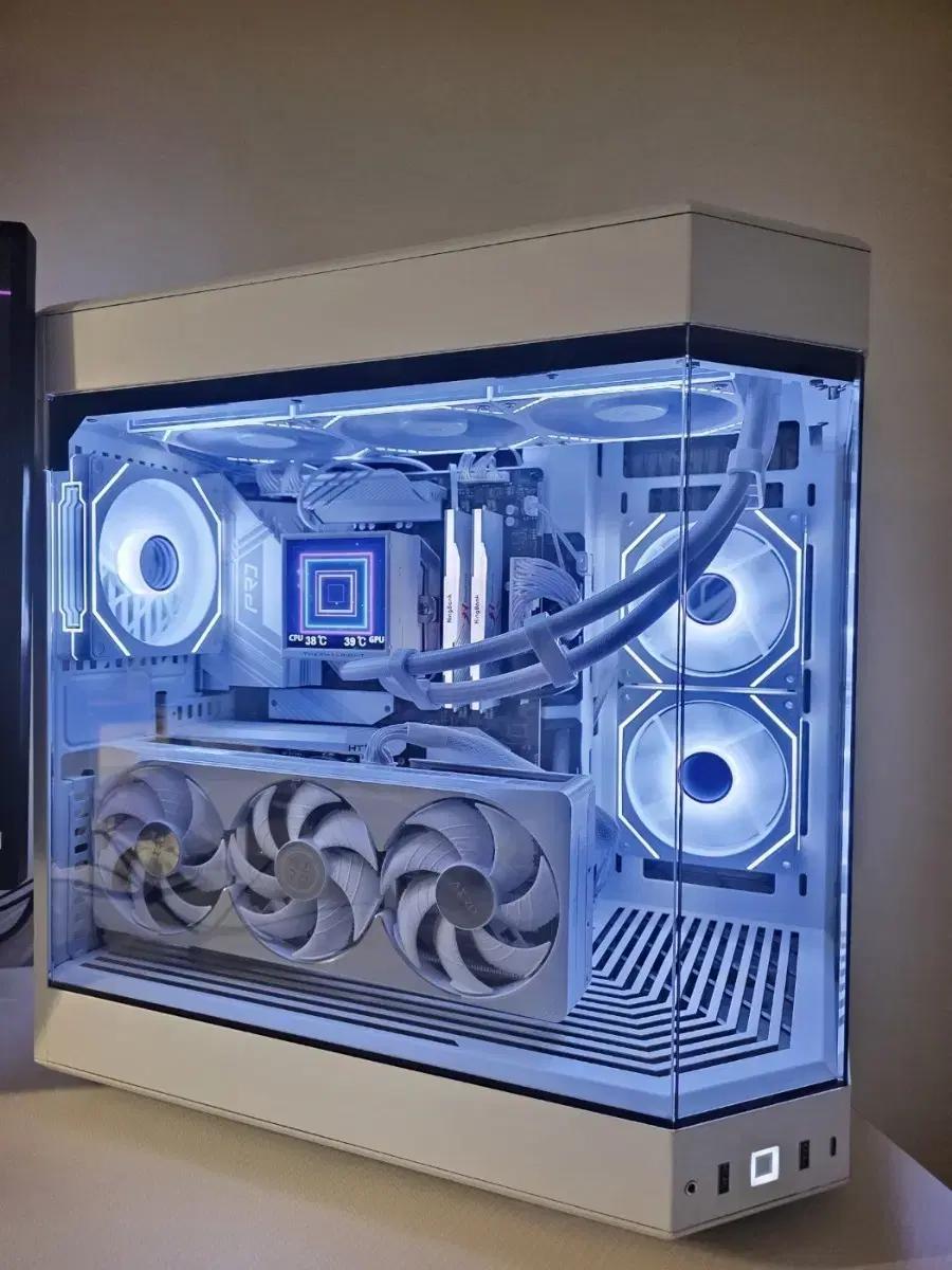 9800x3d 5080 y60 어항 화이트 신품PC