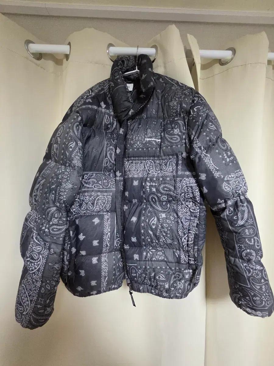 디스이즈네버댓 퍼텍스 패딩 XL