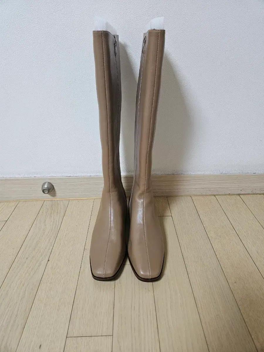 베이지 가죽 롱 부츠 여성용 250 새상품