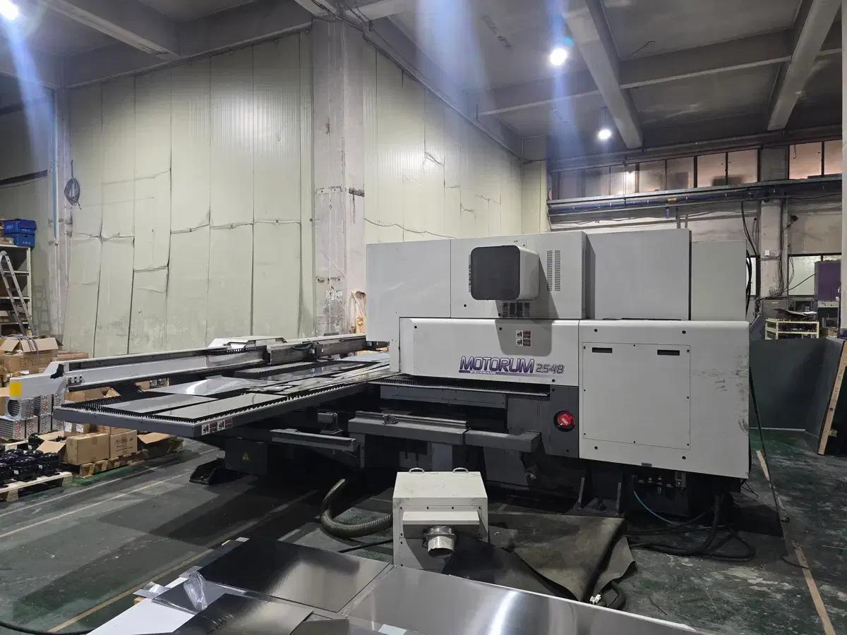 WIEDEMANN MOTORUM 2548 펀칭기