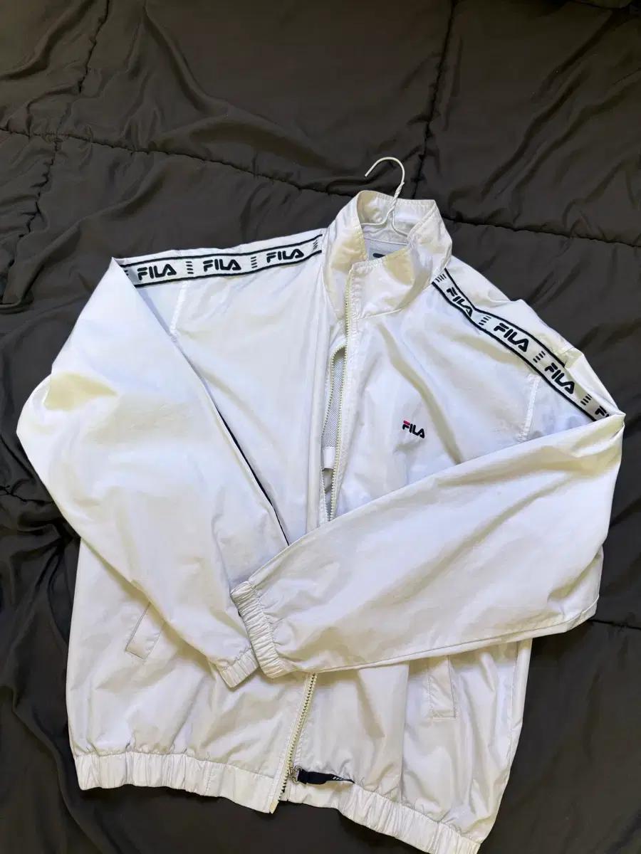 휠라 FILA 화이트 트랙 자켓 L