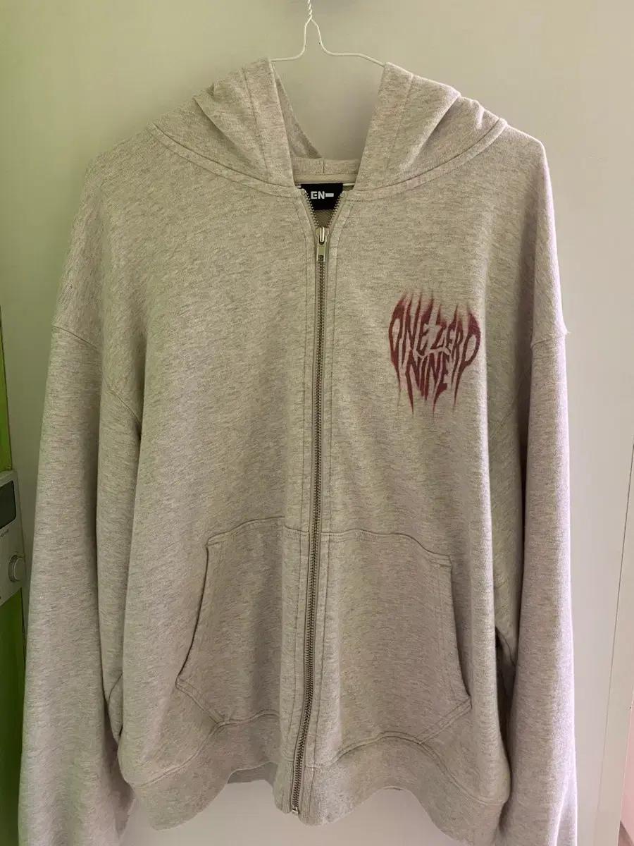 (정가이하양도)엔하이픈 아티스트 메이드 성훈 후드직업 아이보리M