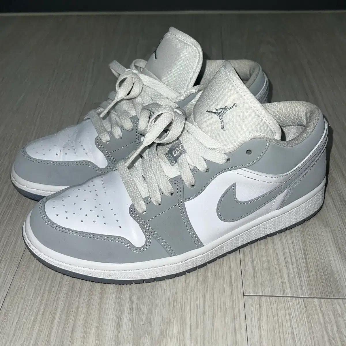 나이키 W 신발 우먼스 조던 1 운동화 255 / 공용 250