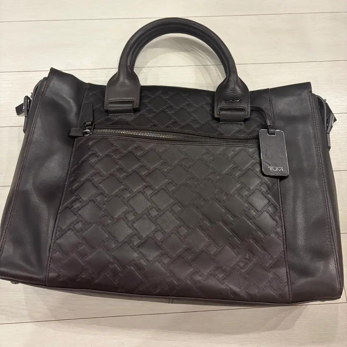 투미 남성 가죽 서류 가방 노트북 가방