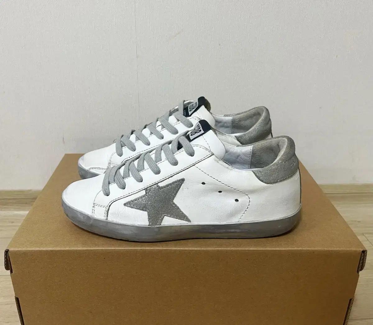 [35] 골든구스 슈퍼스타 실버탭 스니커즈