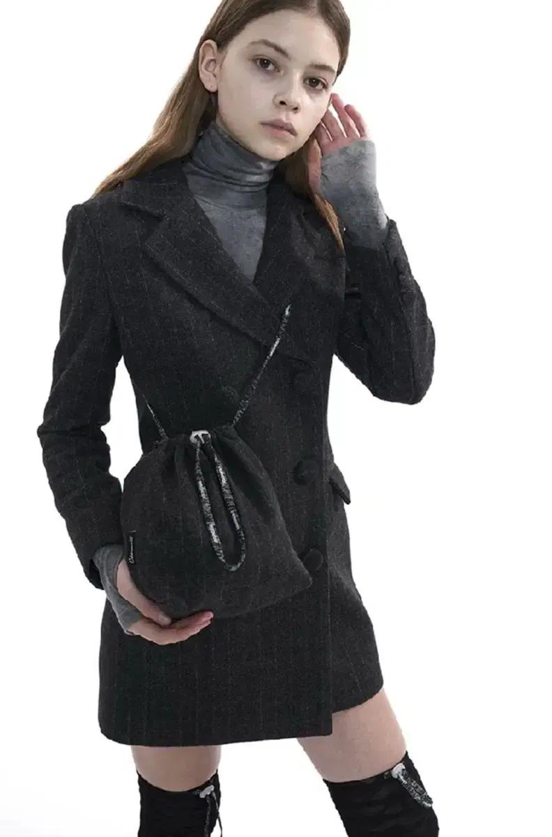 [새상품] Oddoneout(오드원아웃) 코트 원피스 M