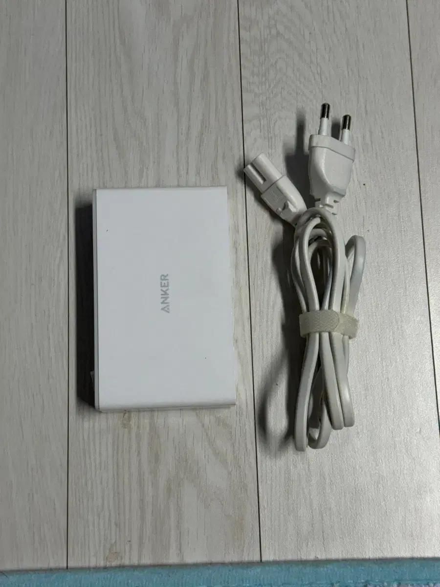 Anker PowerPort 10 멀티 충전기