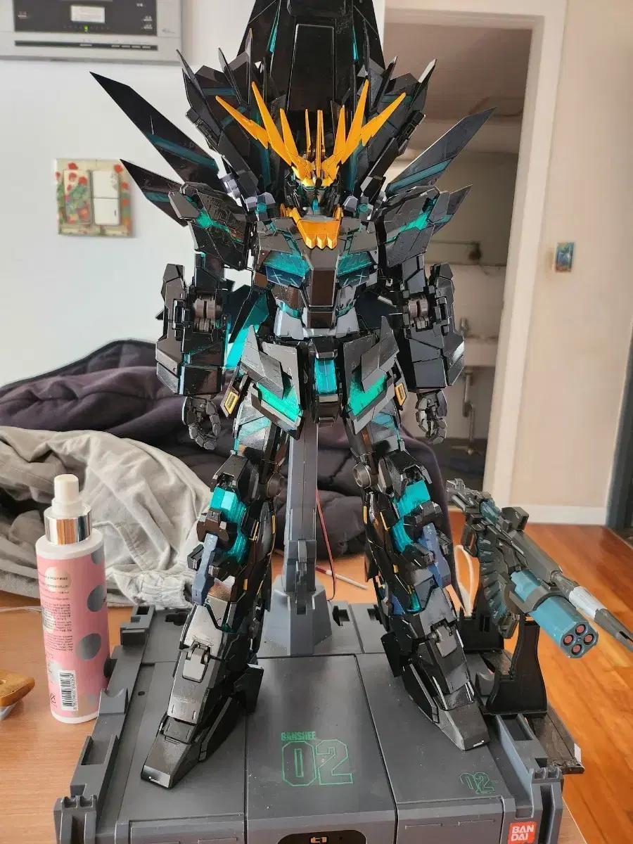 PG 밴시 마스터마인드 도색작 건담