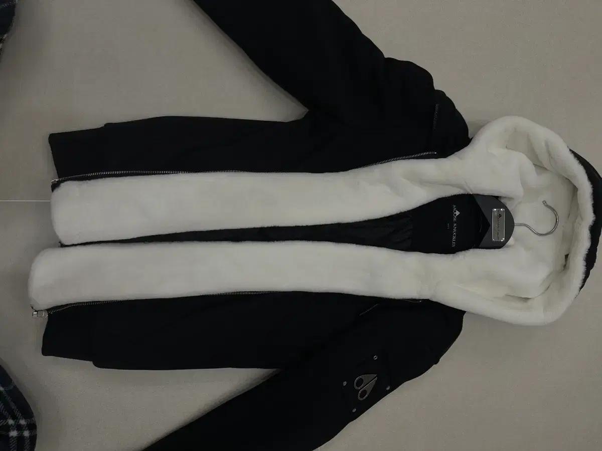 22f/w 무스너클 버니스웨터 황금사이즈m 편집샵 새상품급SSS