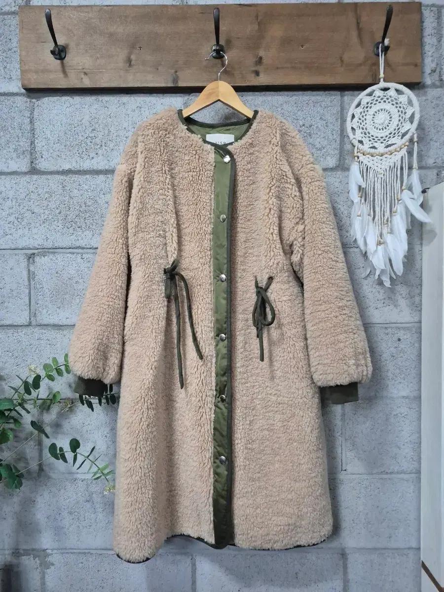 1159 studios 뽀글이 코트